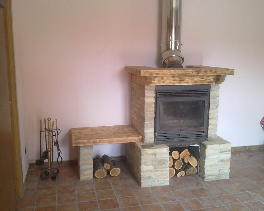 Instalación de chimenea - Construcciones Orbari